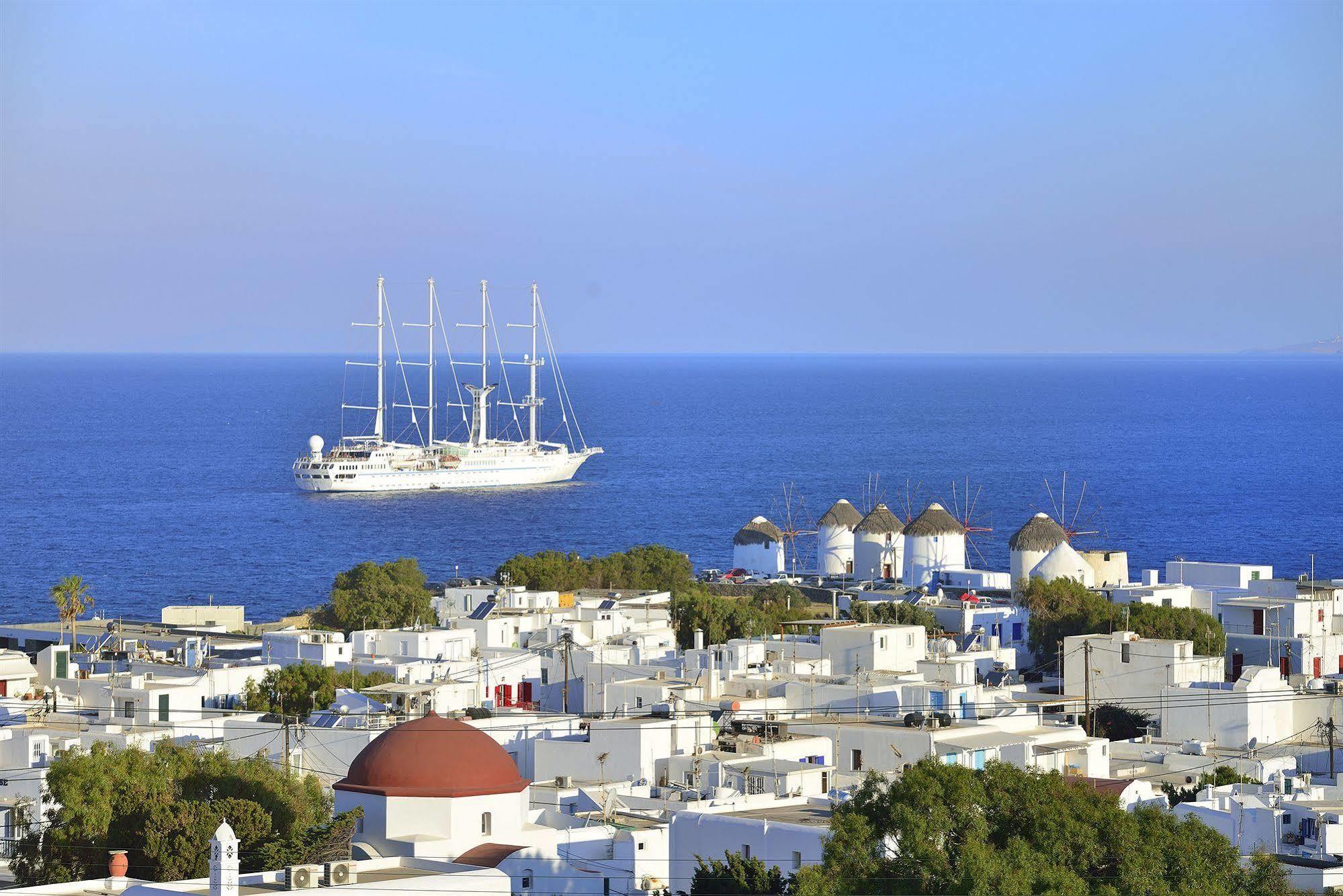 Pelican Hotel Mykonos Town Exterior photo